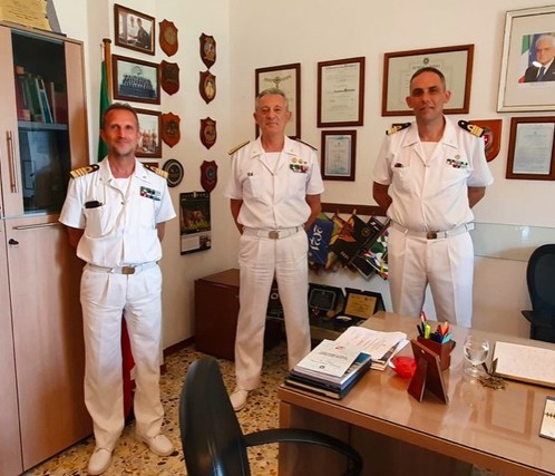 Il Comandante Generale del Corpo delle Capitanerie di Porto visita gli Uffici della Guardia Costiera dellisola dElba