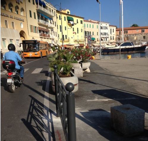 VANNO BENE LE TRANSENNE, MA LE BUCHE? di Francesco Semeraro