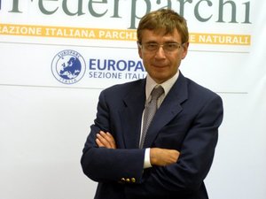 IL DIRETTORE DELL'ENTE PARCO  GIAMPIERO  SAMMURI   RISPONDE  AL DR. MARCELLO  CAMICI SUL PROBLEMA DELLA  BIBLIOTECA